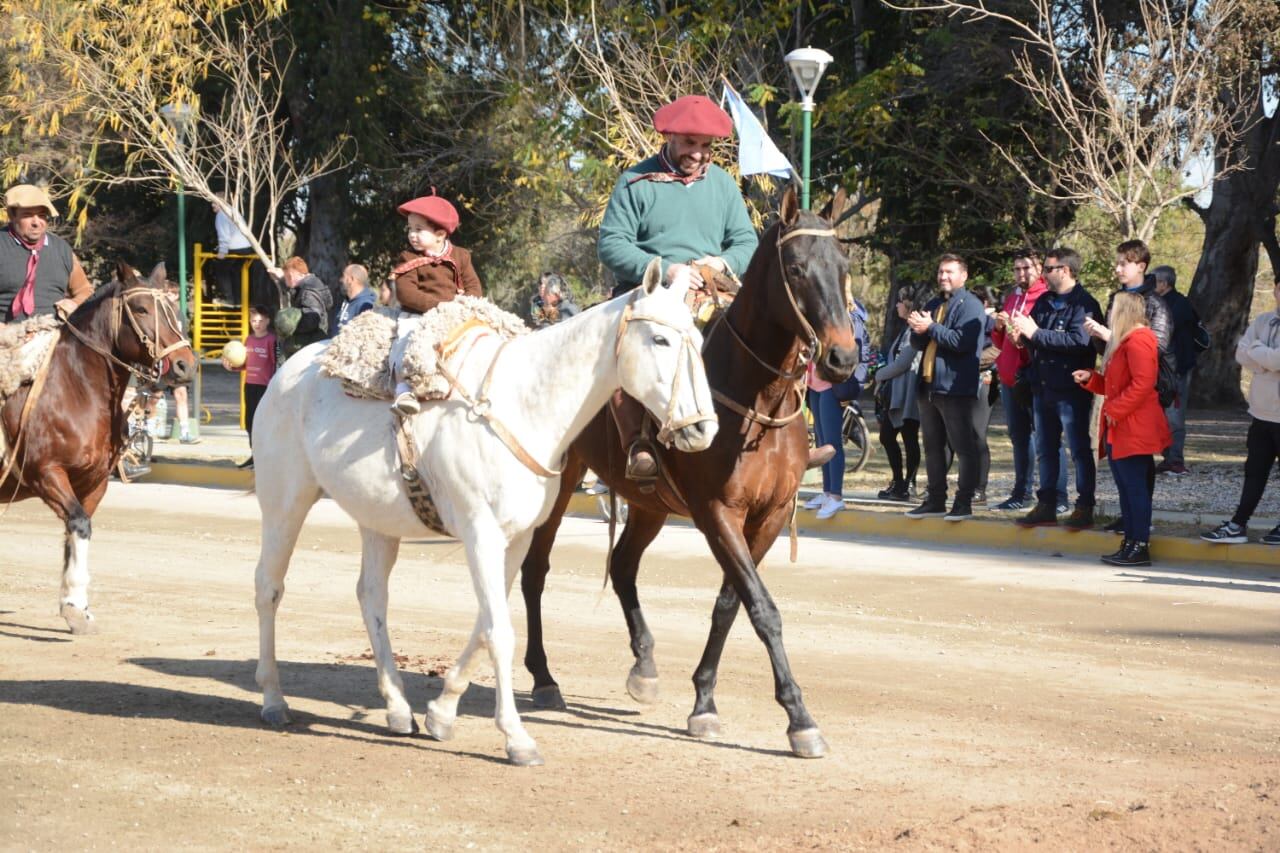 Acto 9 de Julio en Arroyito