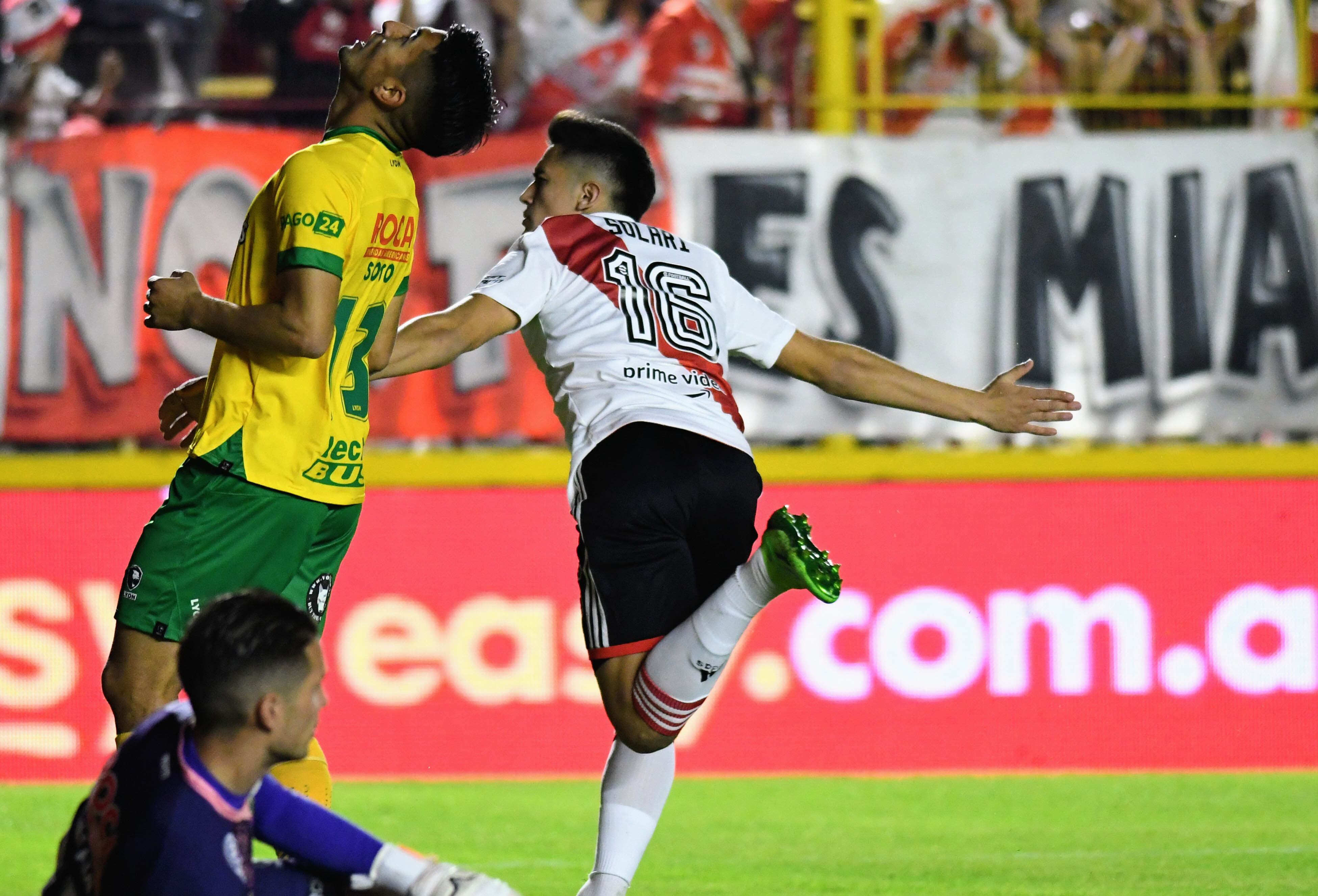 Solari metió dos goles en la victoria frente a Defensa y Justicia. (Fotobaires)