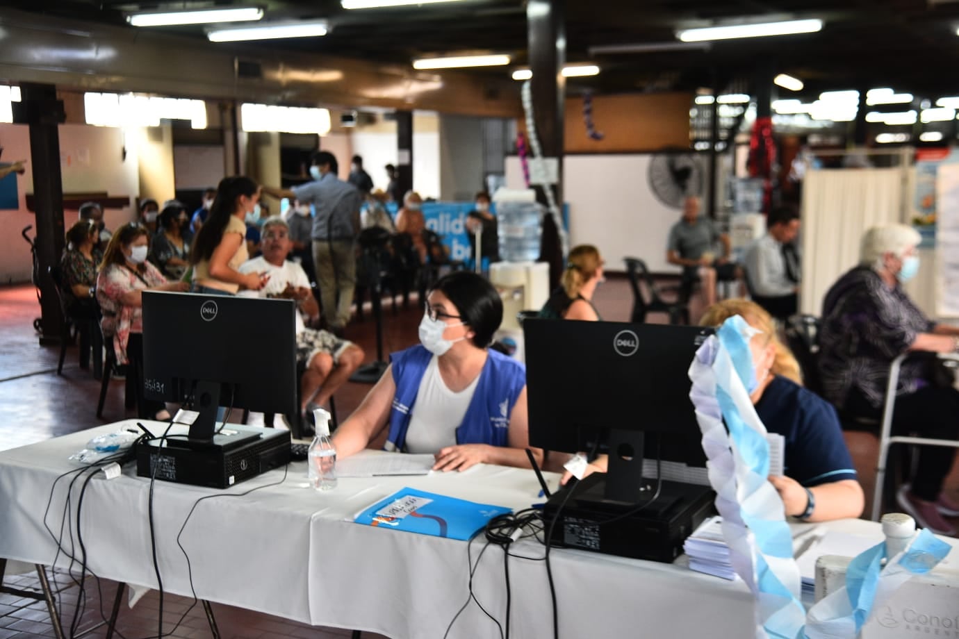 El trabajo en el exRegistro civil de Córdoba.