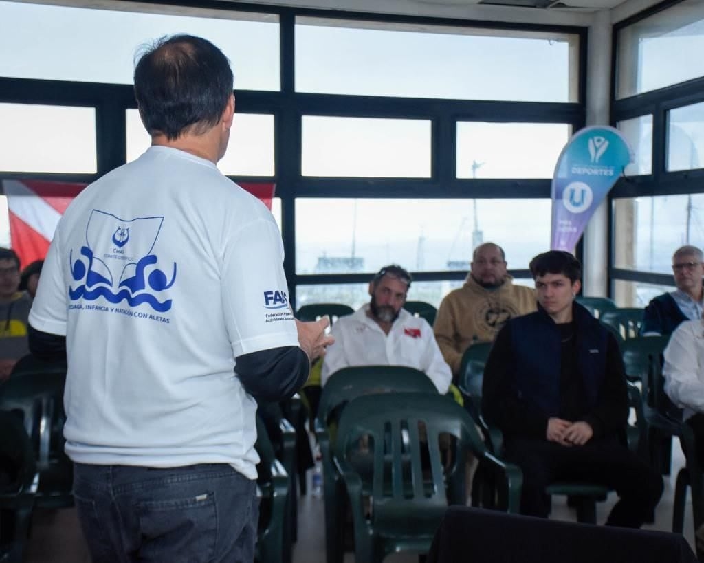 Gran participación de concurrentes en la capacitación en buceo