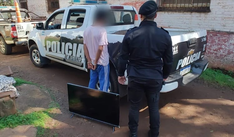 Detienen a un joven con elementos de dudosa procedencia en Eldorado.