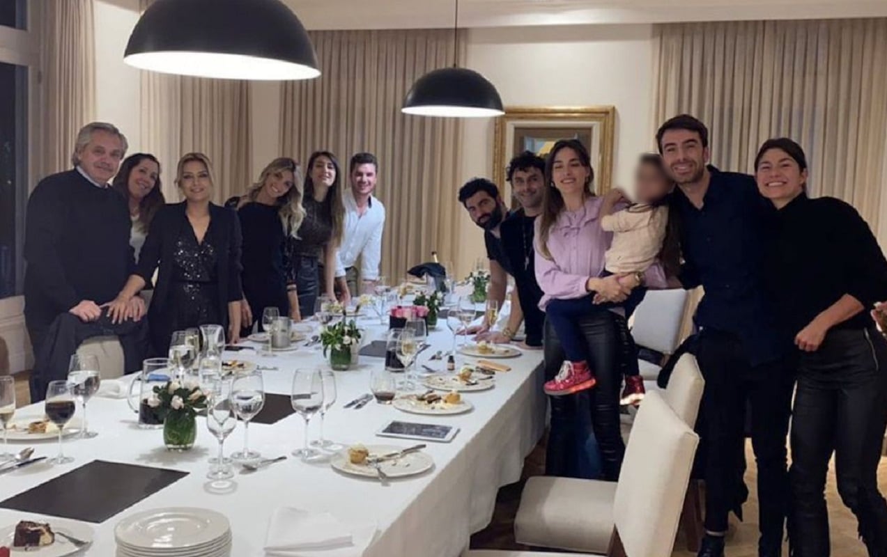 La foto de la fiesta de cumpleaños de Fabiola Yáñez con Alberto Fernández en la Quinta de Olivos