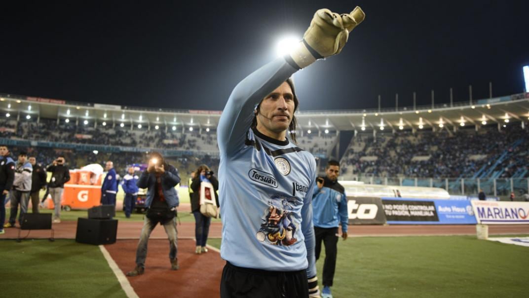 Juan Carlos Olave y su... ¿último partido con Belgrano? (Foto: Ramiro Pereyra).