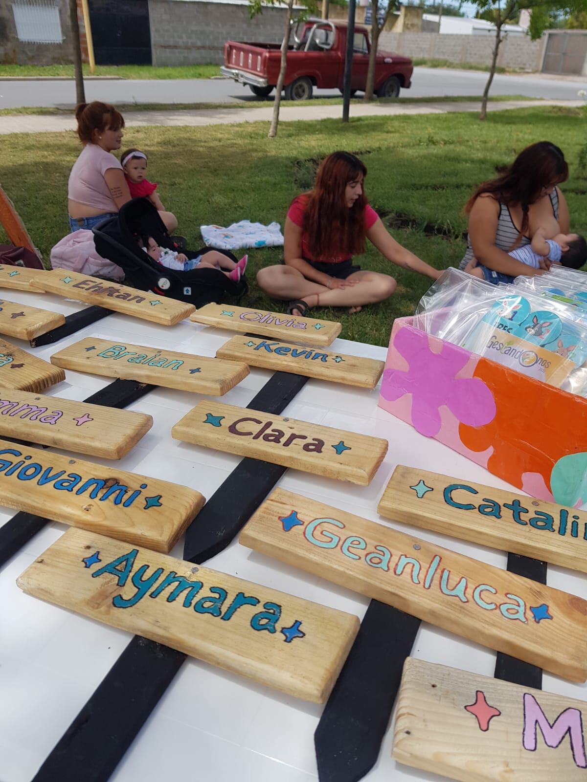 Tres Arroyos, Gestándonos en comunidad plantó árboles en la plaza del barrio Villa Italia