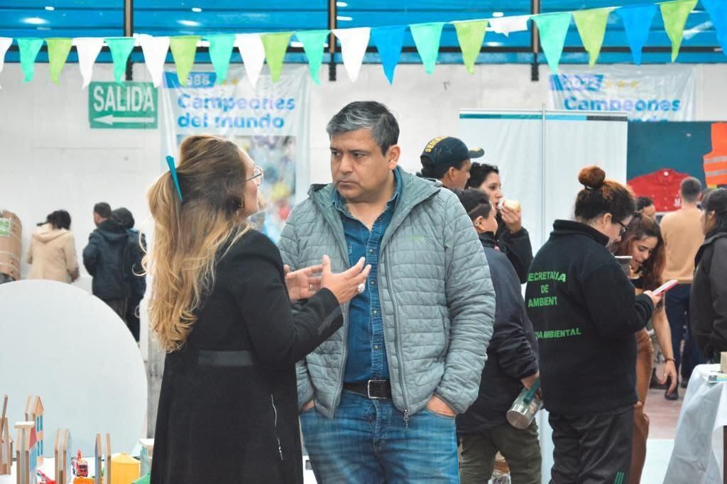 Continúa la 5º edición de la Expo Ambiental en Ushuaia