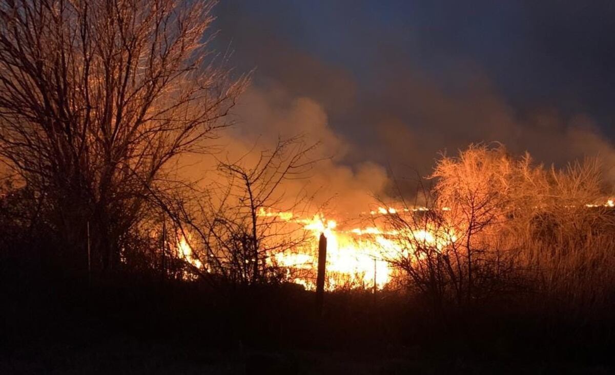 Contuvieron el feroz incendio en Córdoba, pero el riesgo extremo se mantiene