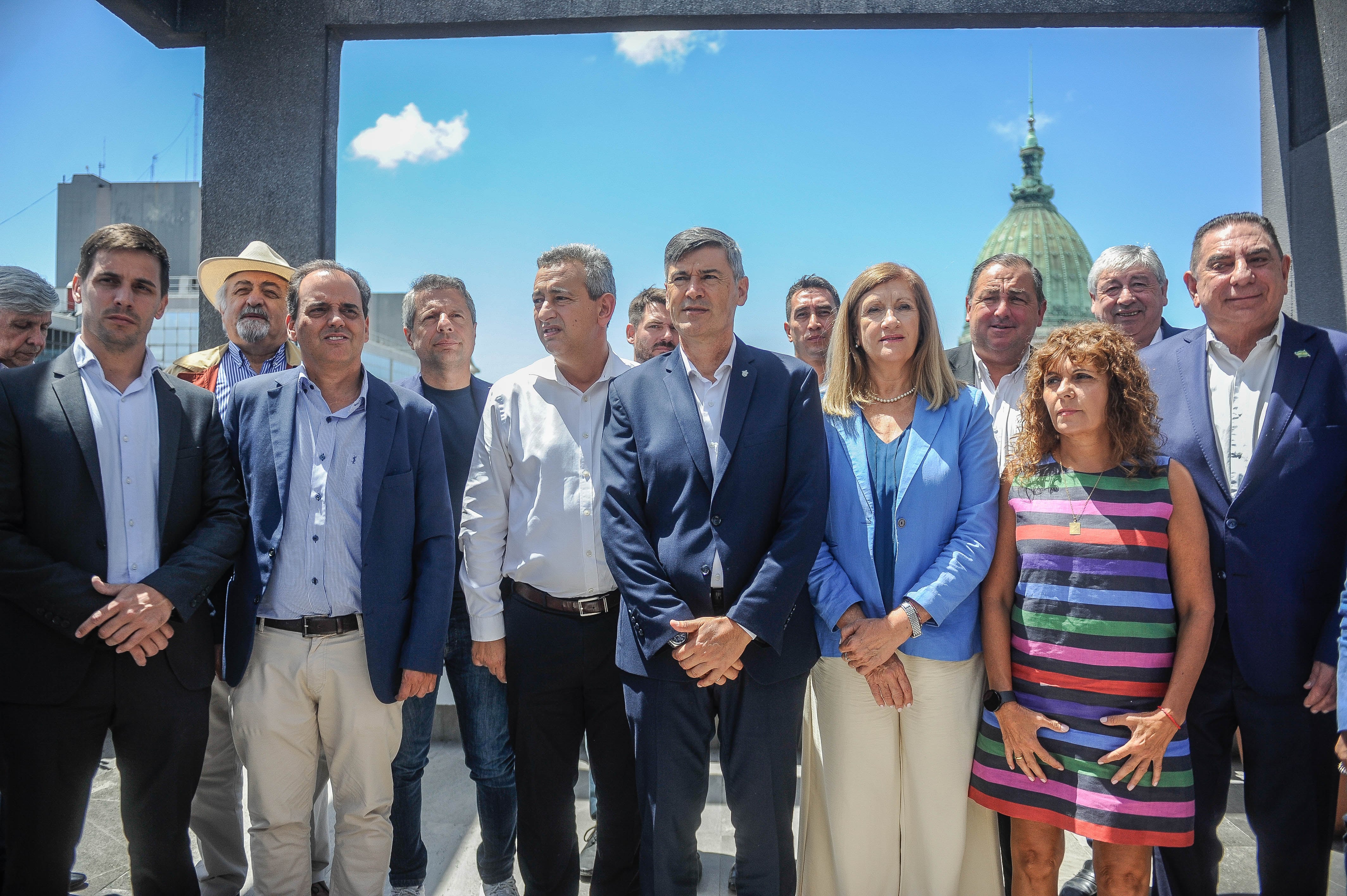 Reunión de intendentes de cordoba mendoza y rosario
Daniel Passerini intendente de cordoba
Javkin intendente de rosario llamosa rio cuarto
Foto Federico Lopez Claro