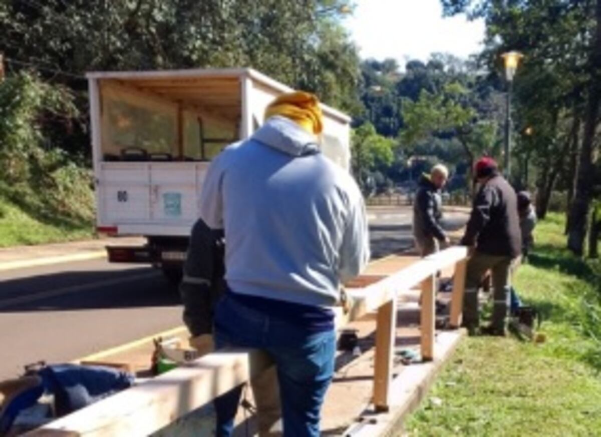 Puerto Iguazú: realizan trabajos de mejoras en la Costanera Eduardo Arrabal
