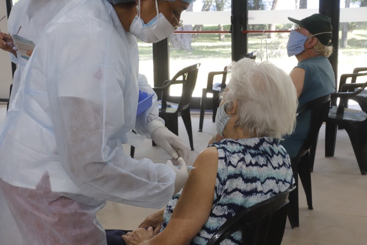 En fotos, nueva jornada de vacunación contra el Covid-19 en Carlos Paz