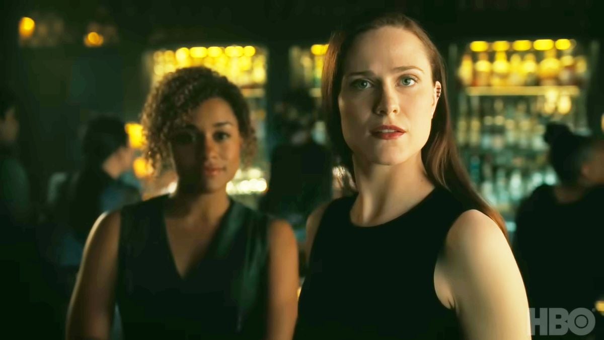 Evan Rachel Wood vuelve a hipnotizar a todos con su protagónico en "Westworld 4".