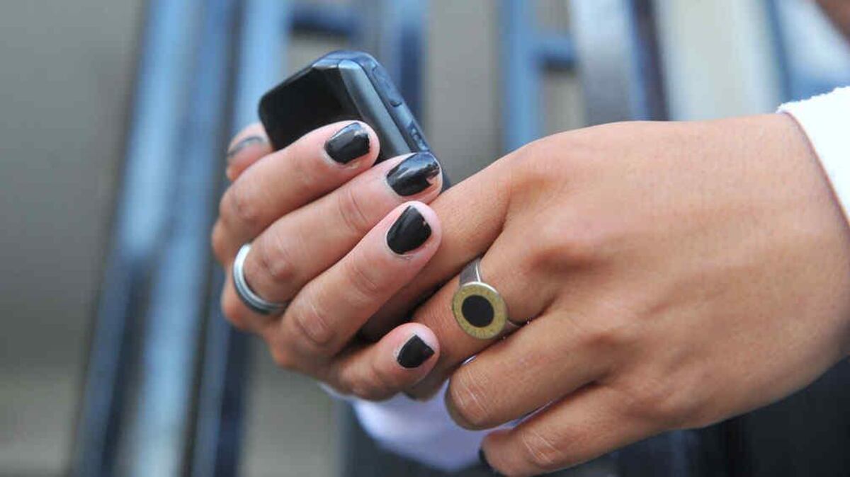 Córdoba: denunció a su hijo por agredirla y ruega por un botón antipánico