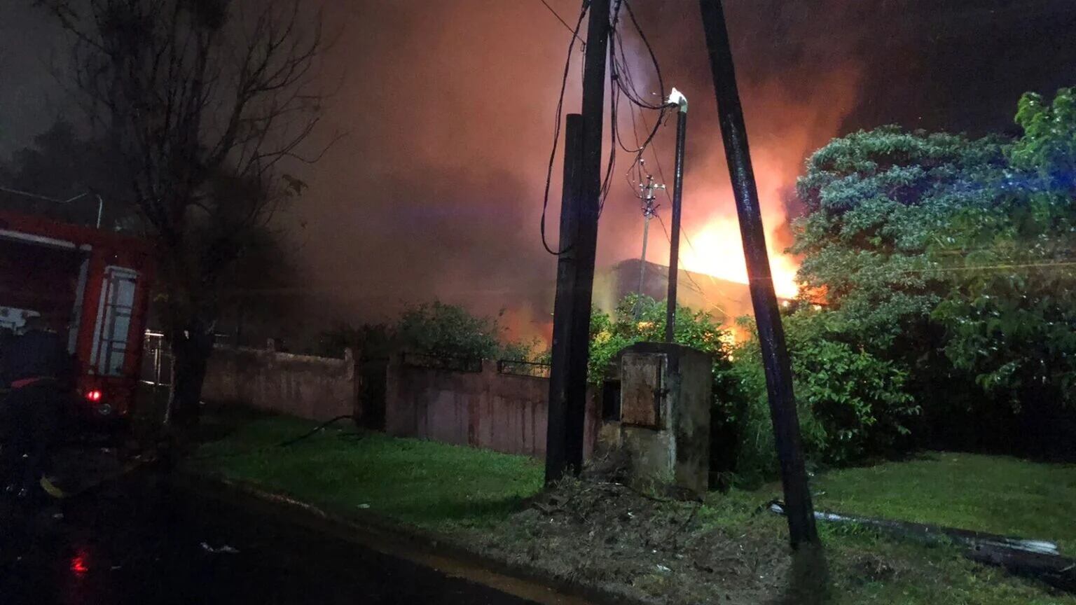 Incendio de una vivienda en Posadas dejó a una víctima fatal.