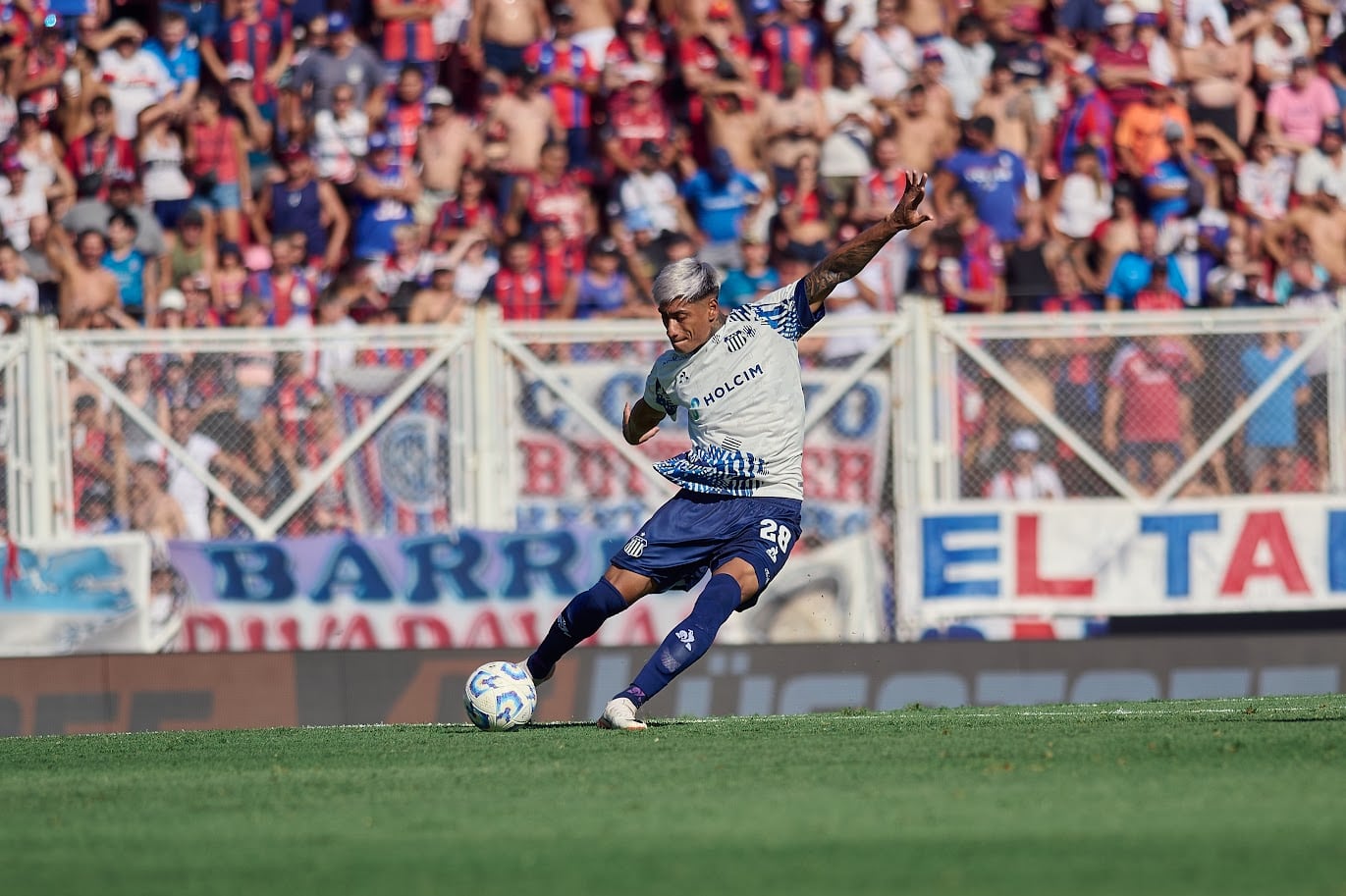 Talleres perdió en el Gasómetro en su debut en el Torneo Apertura