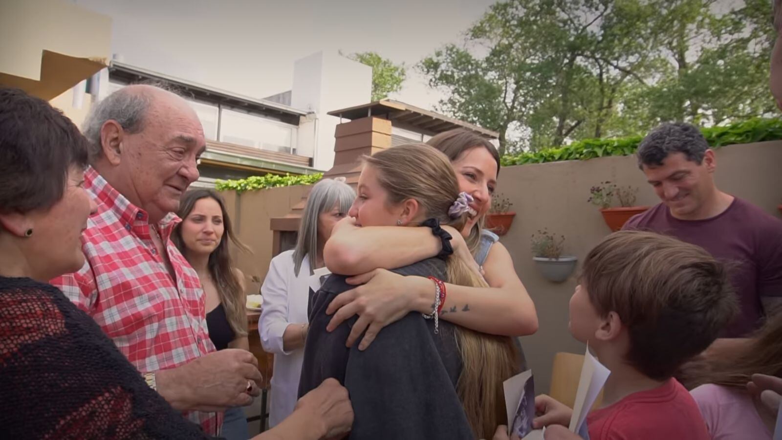 Las hijas de Fabián Cubero, felices con el embarazo de Mica Viciconte.