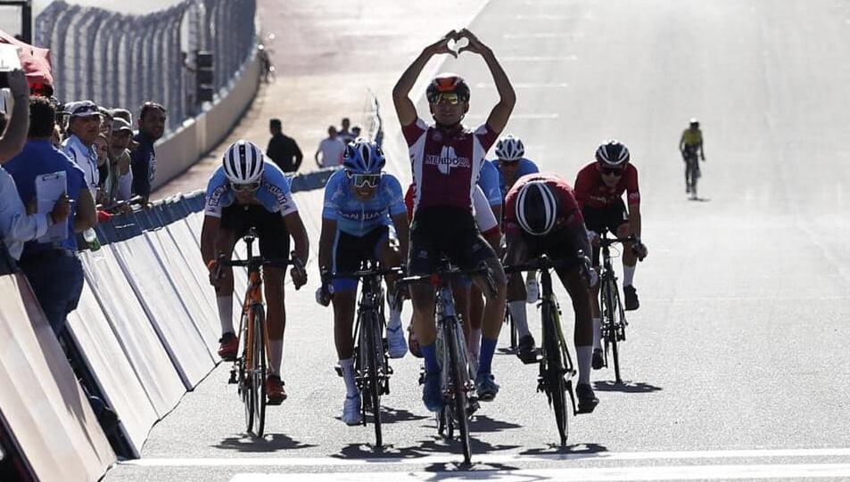 Ramiro Castro, Campeón Argentino Junior de ciclismo de ruta, disputado en San Juan.