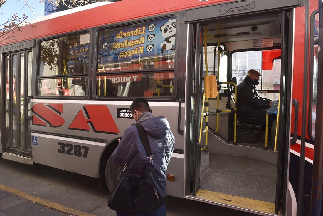 Transporte suspendido en el AMBA