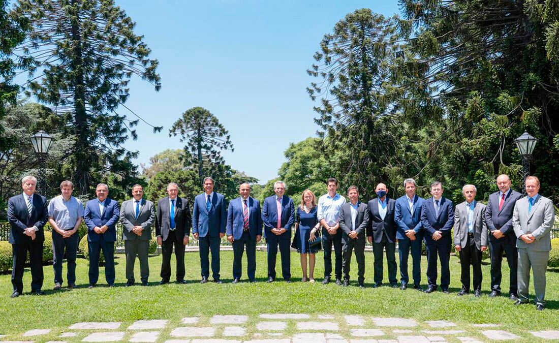 Los Gobernadores del PJ lanzaron una fuerte advertencia a la Corte Suprema. 