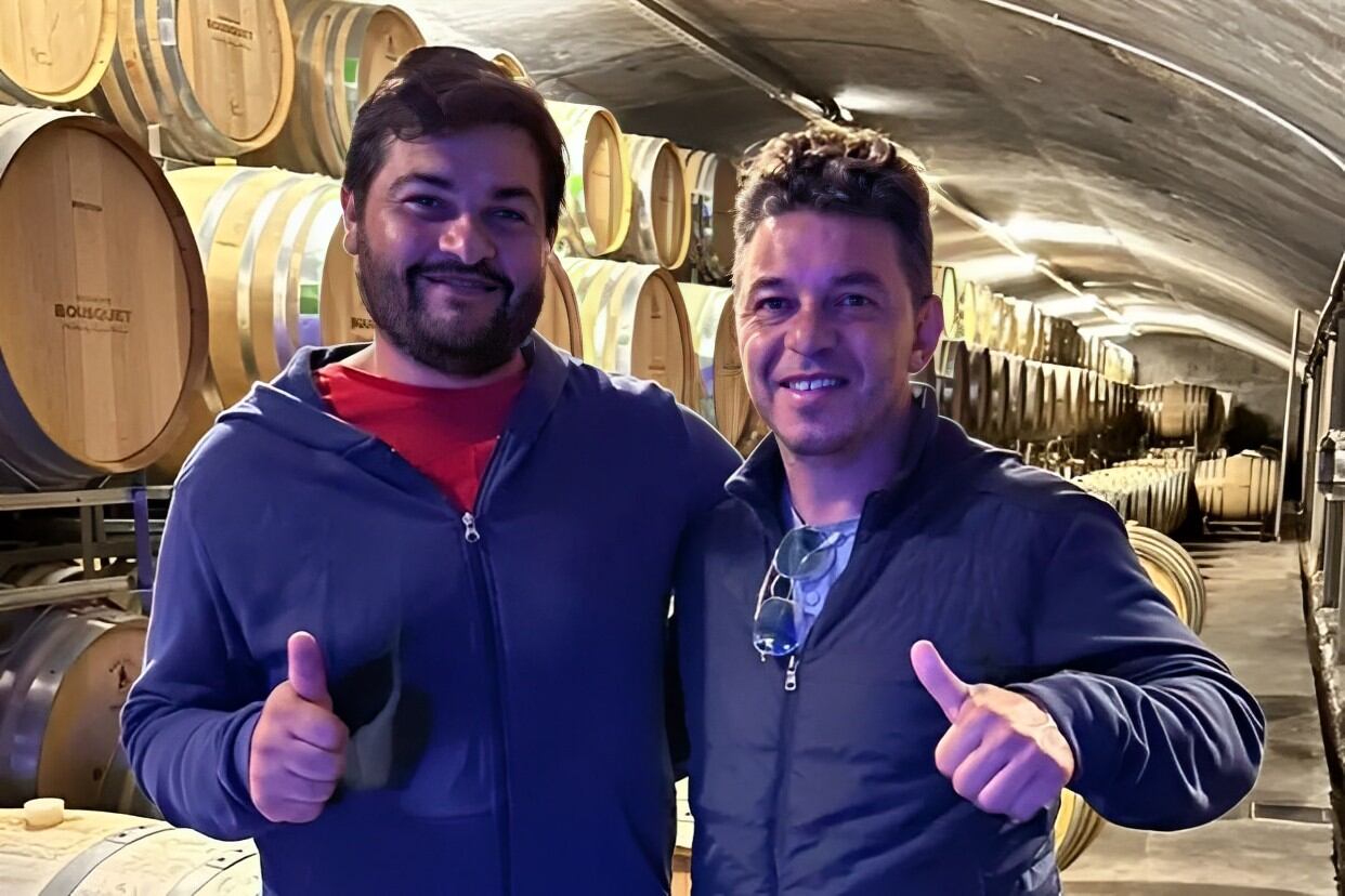 Marcelo Gallardo visitando bodegas en el Valle de Uco.