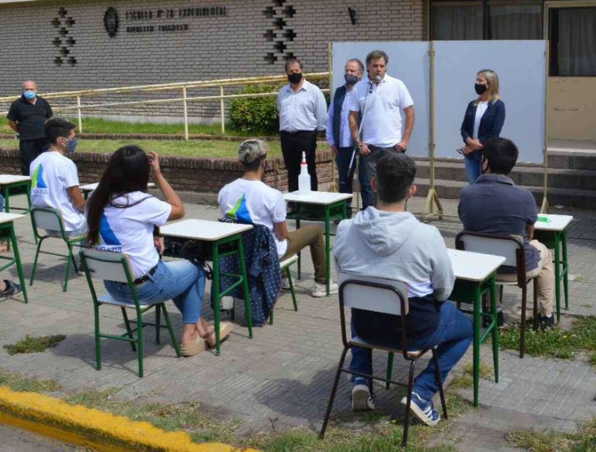 Juntos por el Cambio realizó una clase abierta en Azul