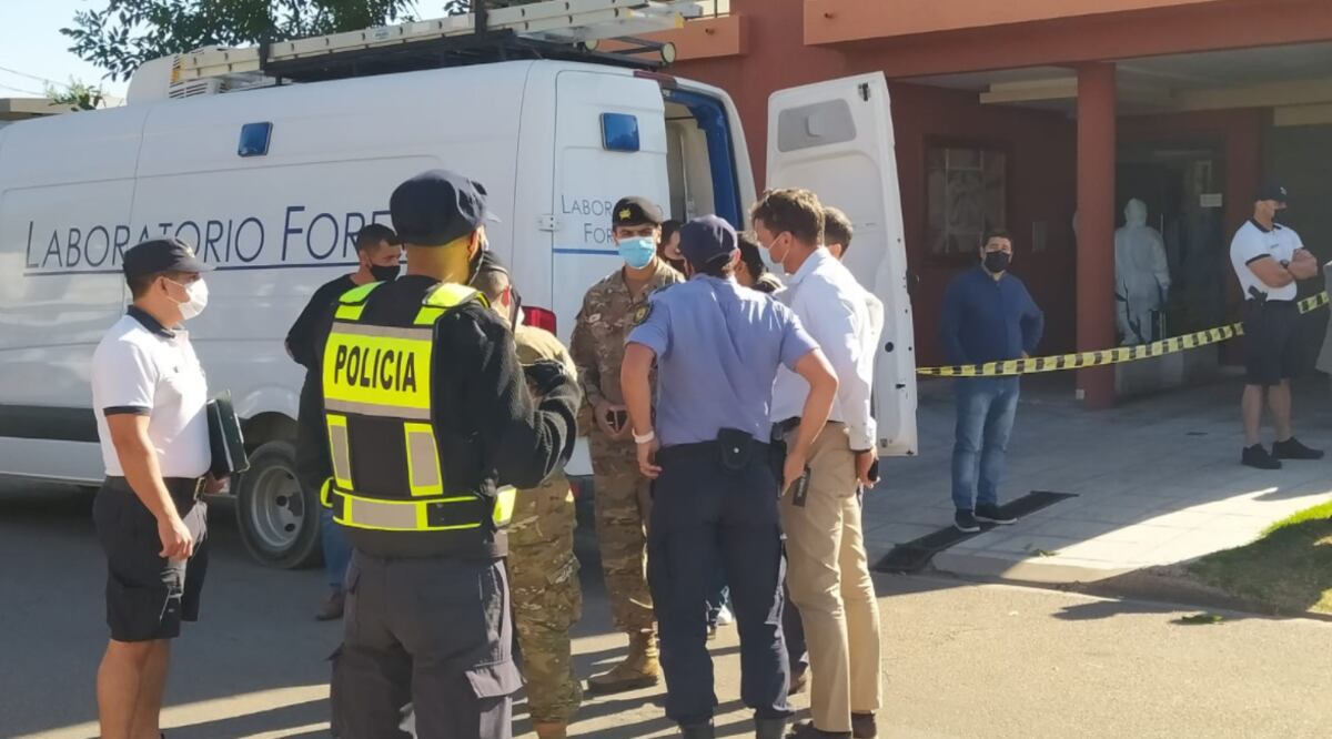 Un militar de Santa Rosa asesinó a su esposa con un fusil y luego se quitó la vida