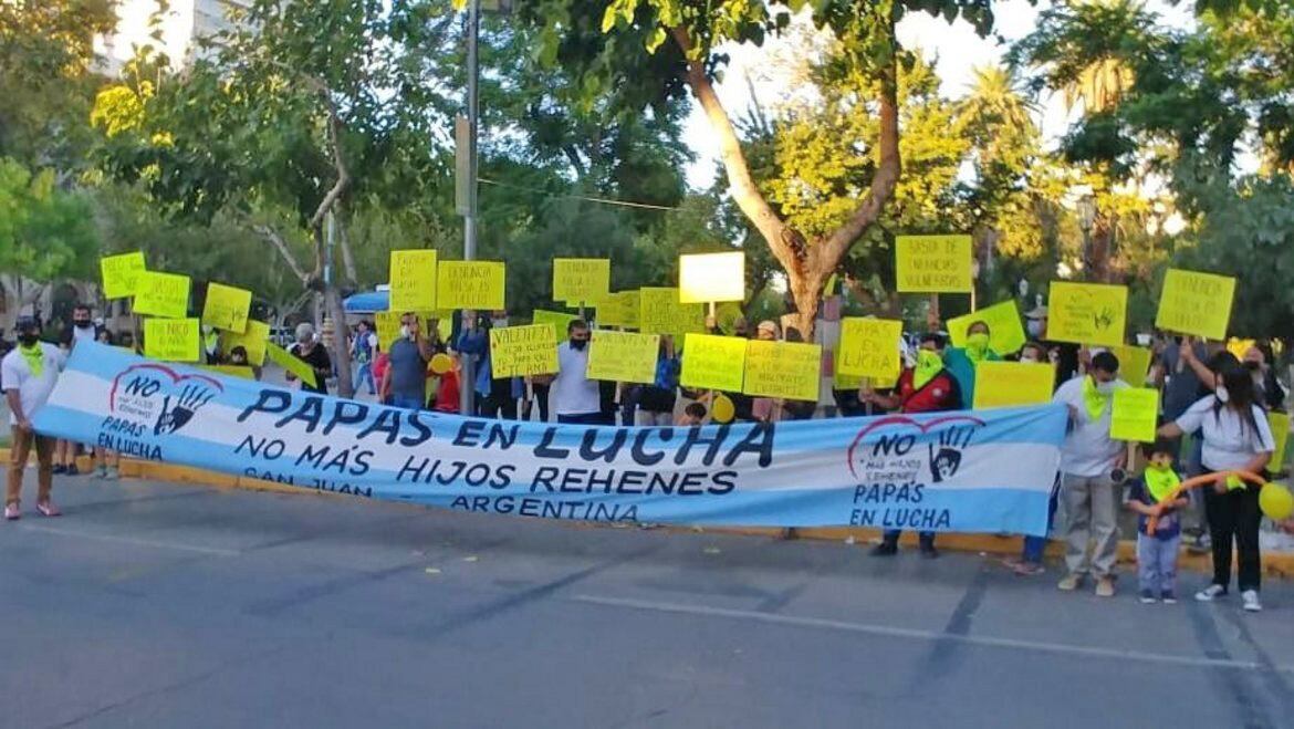 La semana pasada se realizó una marcha para pedir que no se practique la interrupción del embarazo. Diario El Zonda