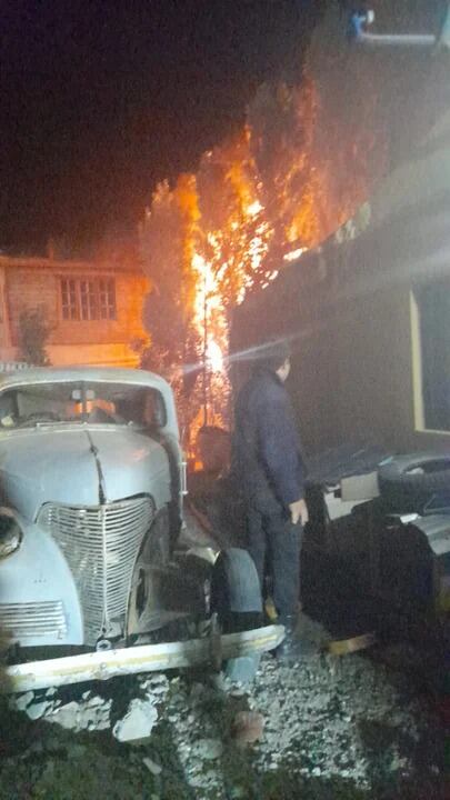 El incendio ocurrió a la madrugada en una casa de Comodoro Rivadavia.