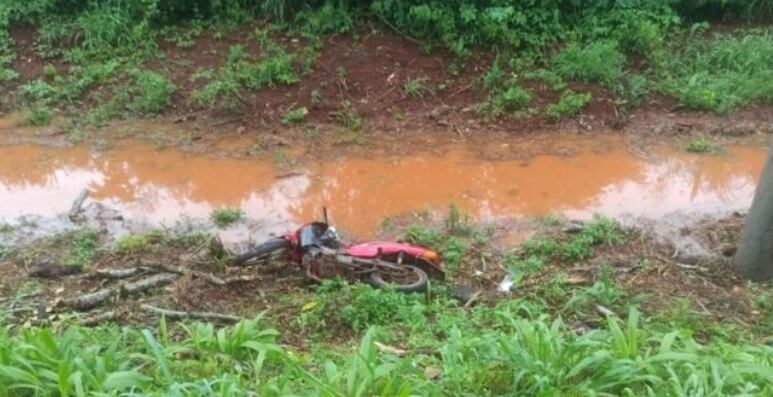 Puerto Esperanza: motociclista falleció tras agonizar en el hospital.