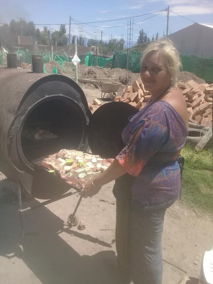 María Cobró el IFE y montó un emprendimiento.