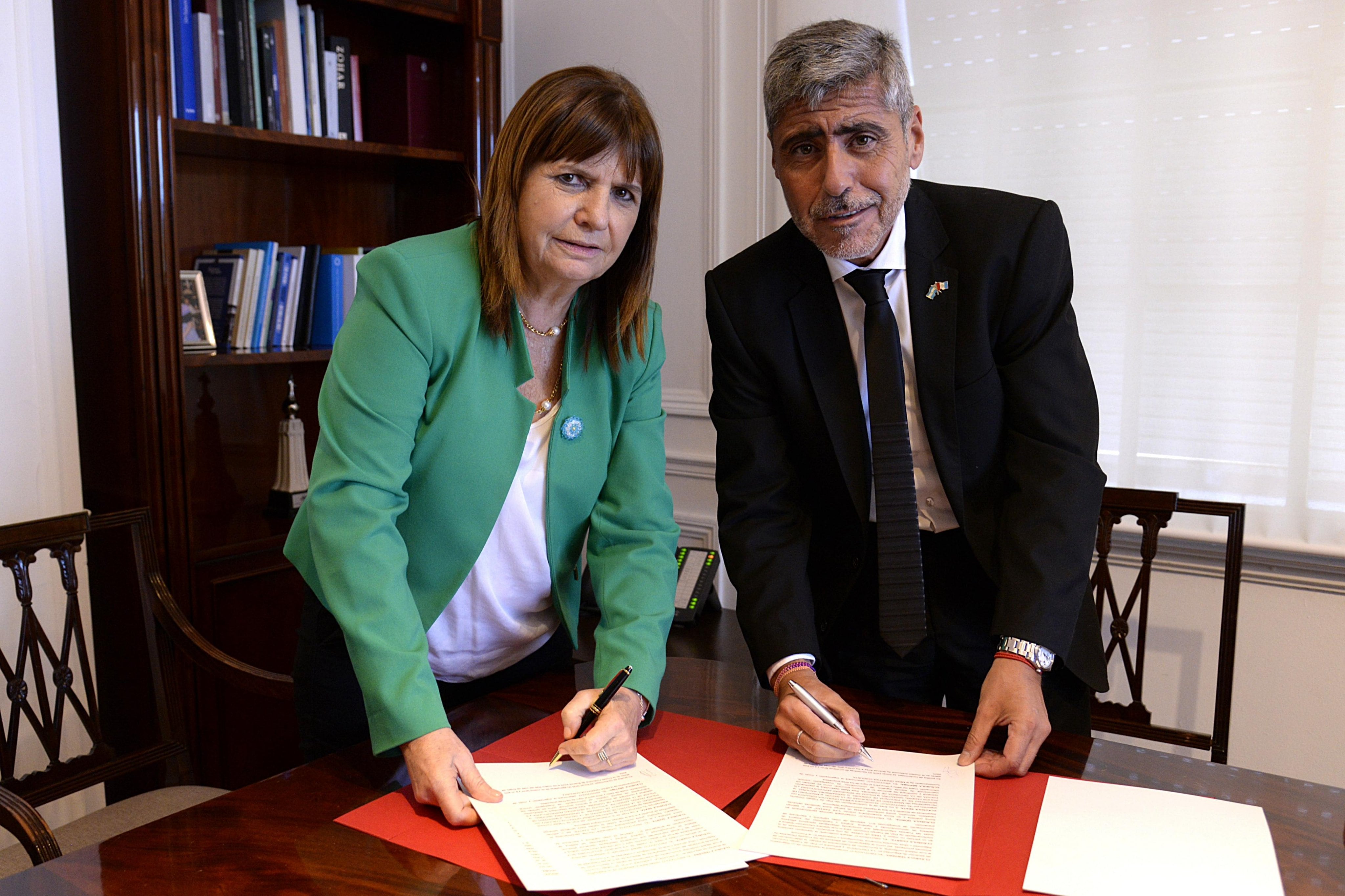 Reunión entre Quinteros y Bullrich