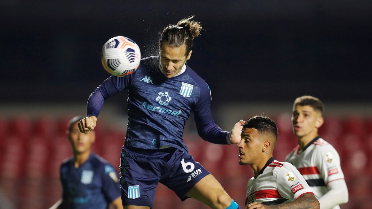 Rosario Central recibió ofertas para sumar a Lucas Orbán y a un volante