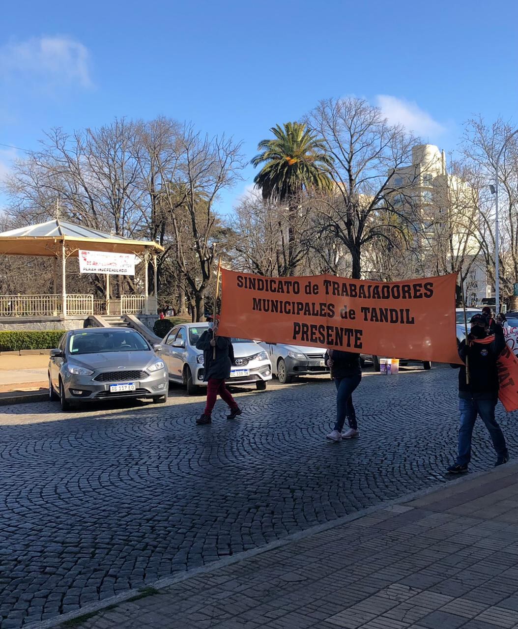 Así fue la manifestación en el Municipio de Tandil.