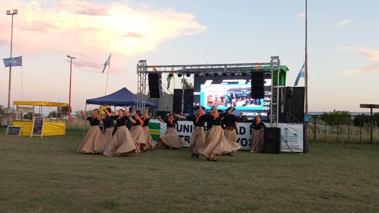 Se llevó a cabo la Peña de “Entre Asados y Relinchos” en Tres Arroyos