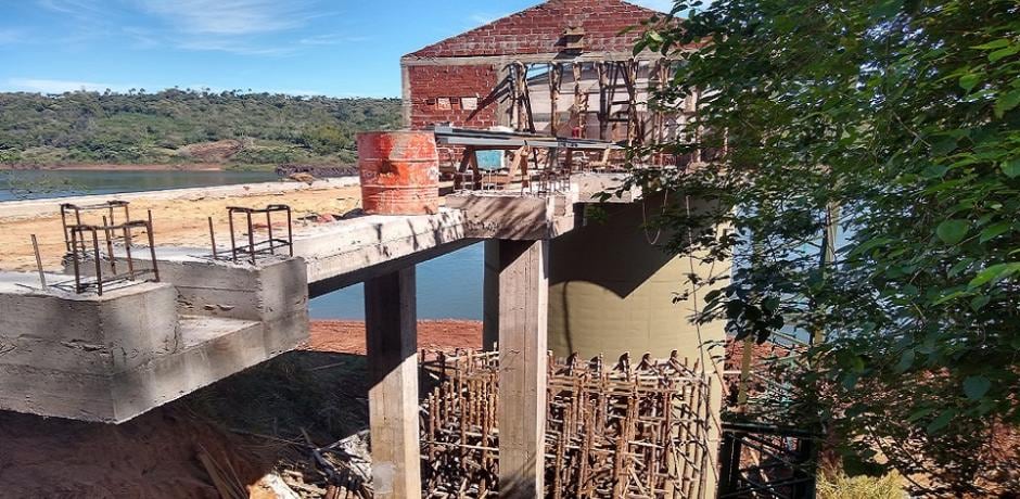 El diputado provincial Hugo Passalacqua visitó la obra de la toma de agua en Paticuá.