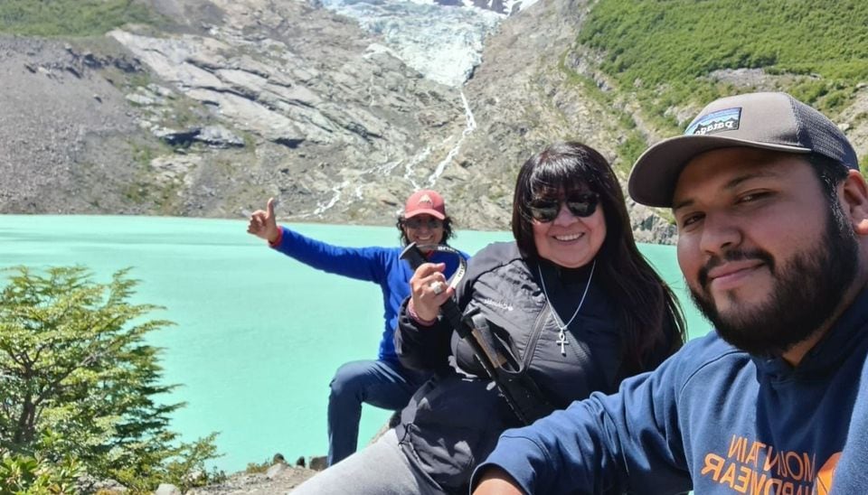 Walter junto a su esposa Norma y su hijo Octavio.