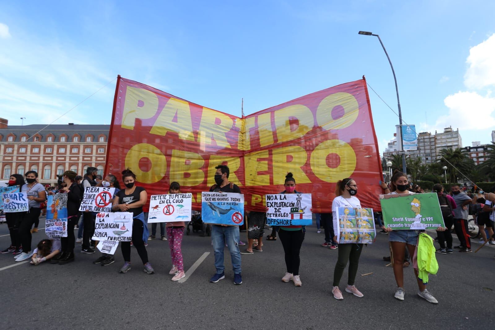 La jornada de manifestaciones se replica en distintos puntos del país.