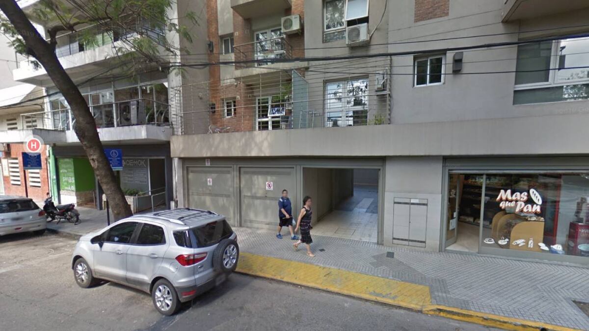 Entraron al departamento de una anciana en Rosario y la mataron para robarle