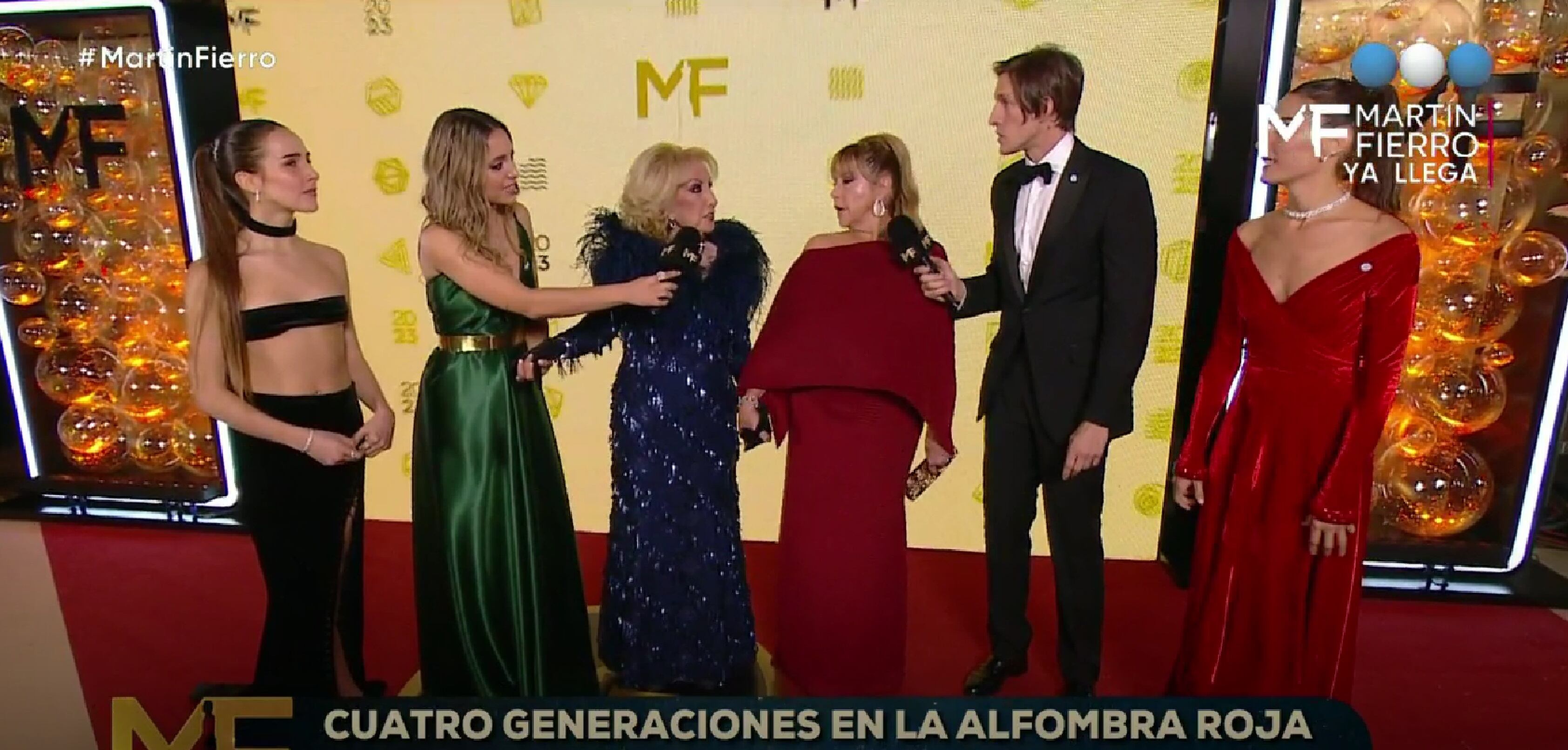 Mirtha, Marcela, Juana y Ámbar en los Martín Fierro. (Captura Telefe)