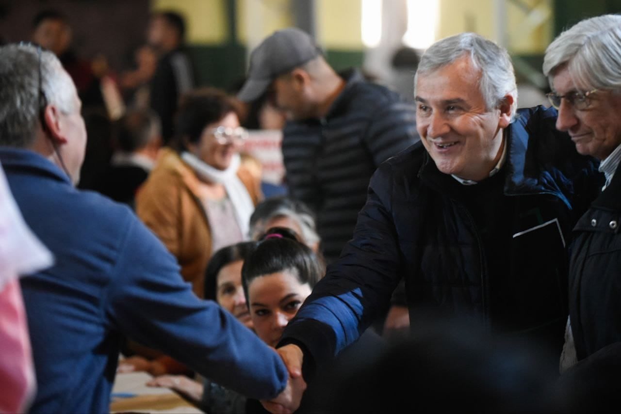 El precandidato a presidente por la UCR y gobernador de Jujuy, Gerardo Morales, recorre la provincia de Buenos Aires tomando contacto directo con la dirigencia y militancia radical.