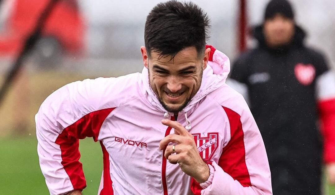 Roberto Bochi, volante de Instituto, otra vez al ruedo (Prensa IACC).