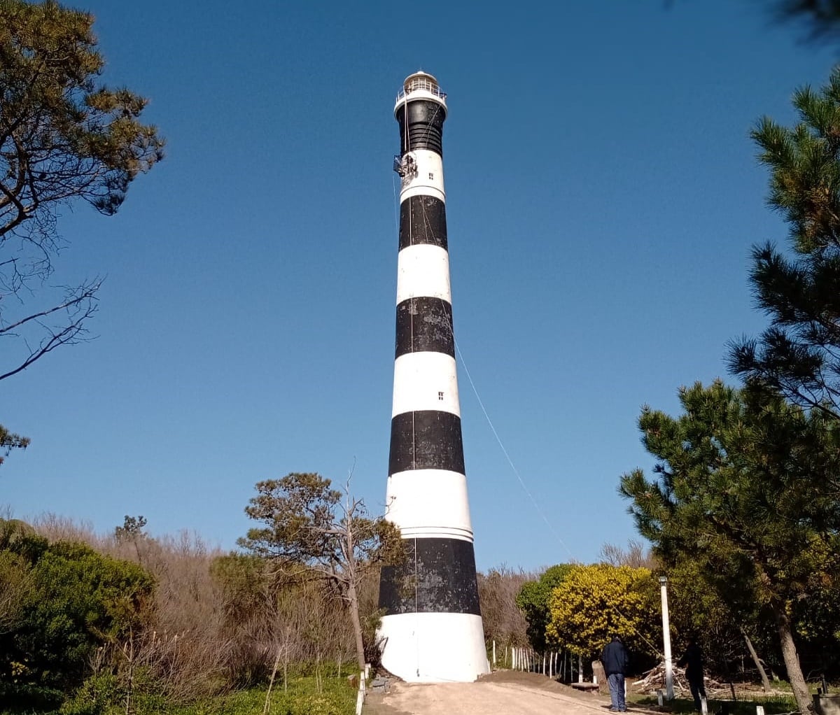 El Faro de Claromecó se embellece para celebrar sus 100 años