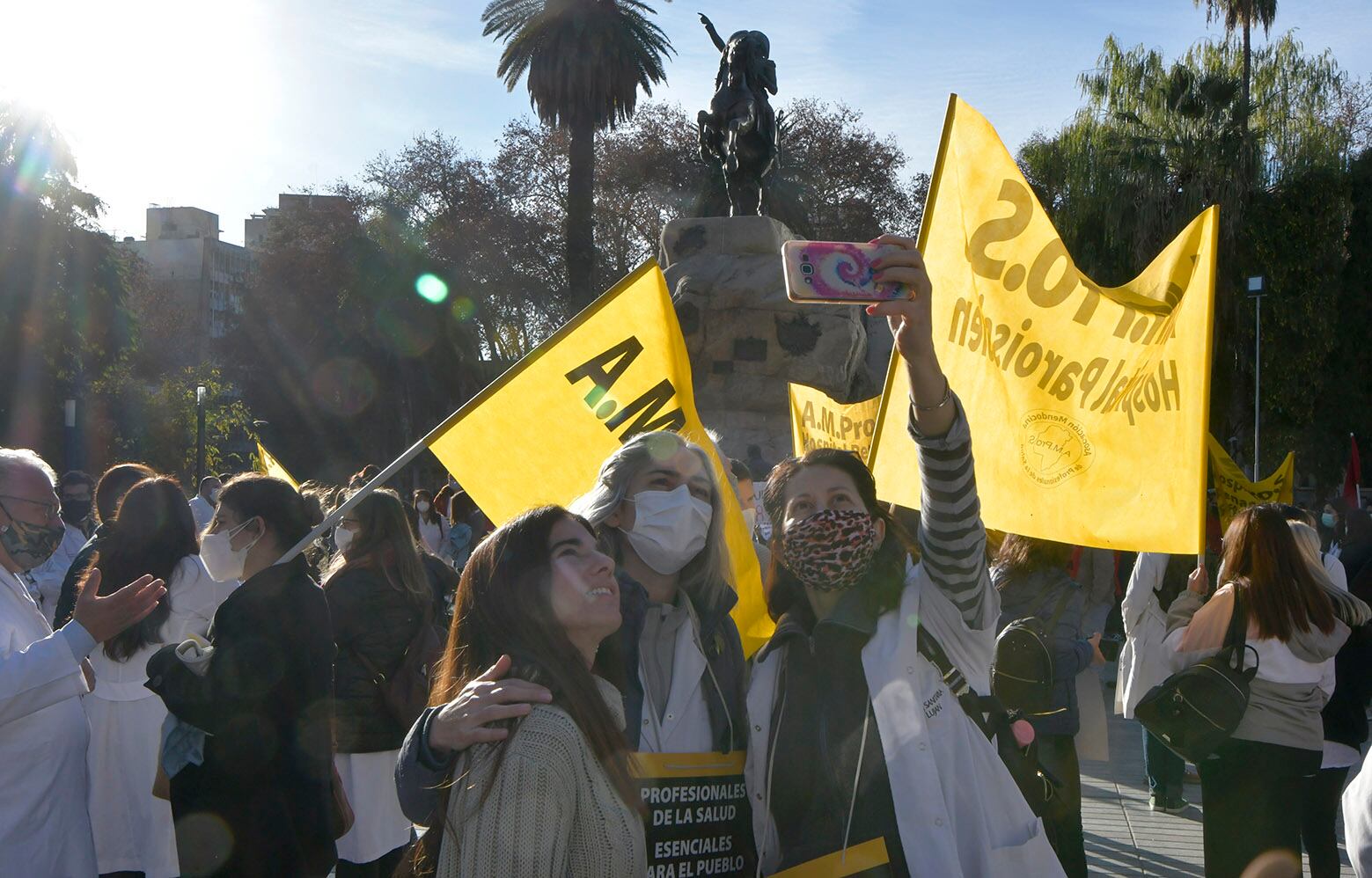 Personal de salud hará un paro este viernes con cese de actividades de manera indeterminada.

Foto: Orlando Pelichotti  / Los Andes