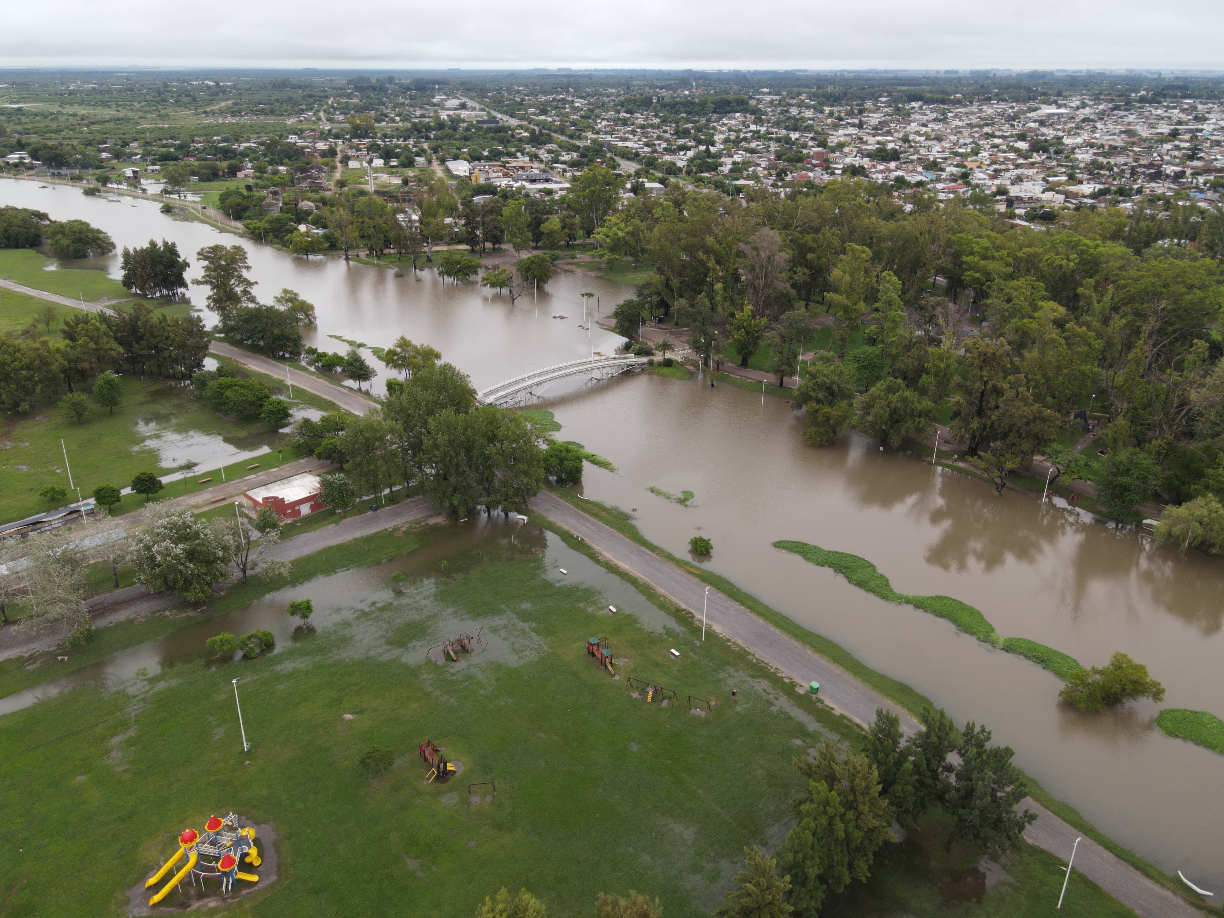 Se agrava la situación en Gualeguay y se multiplican los evacuados