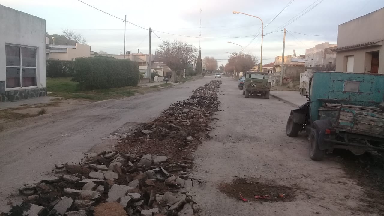 repavimentación de la Av. Rivadavia en Orense