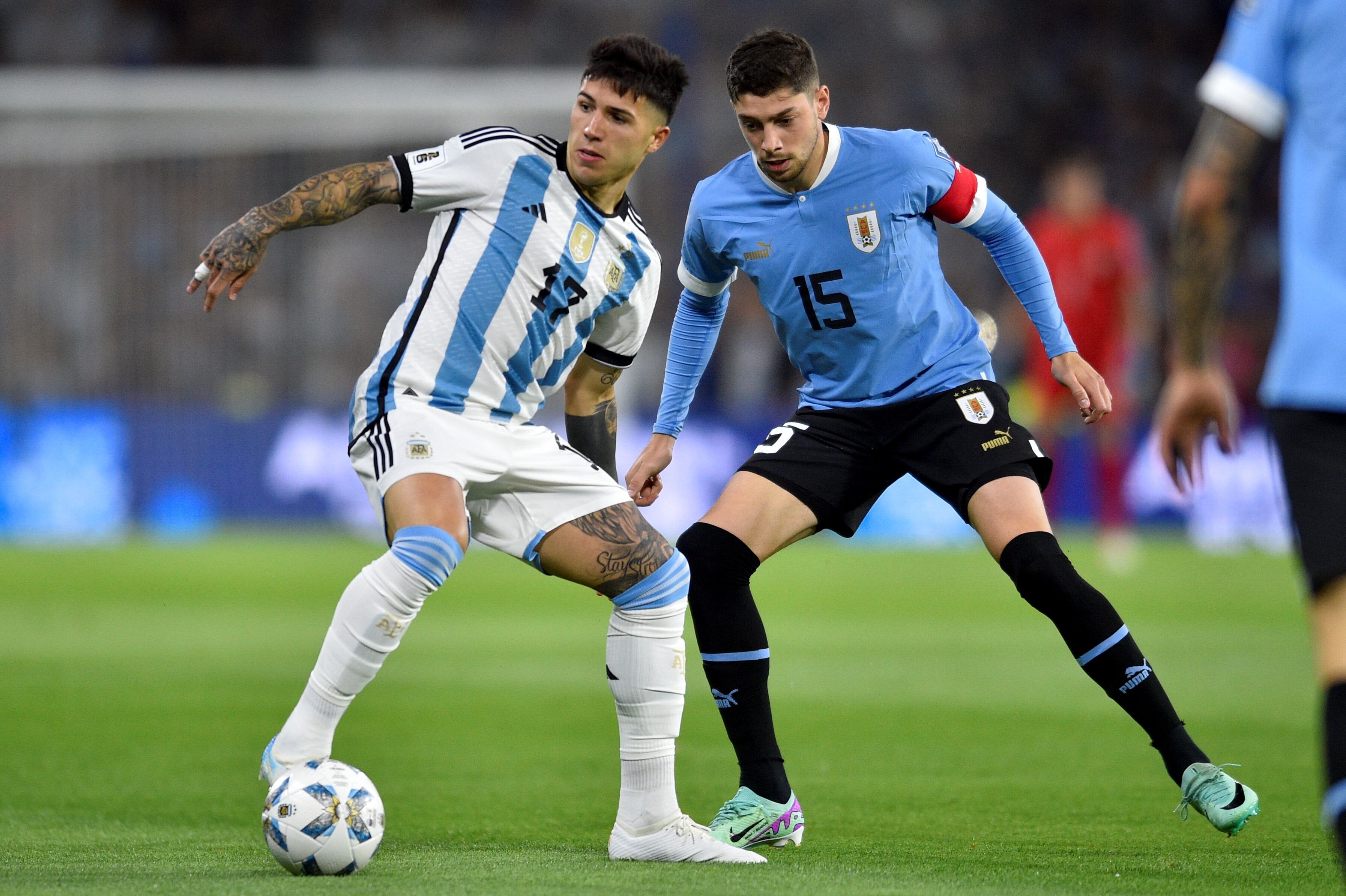 Federico Valverde fue una de las figuras de Uruguay en el histórico triunfo ante Argentina en la Bombonera. (AP)