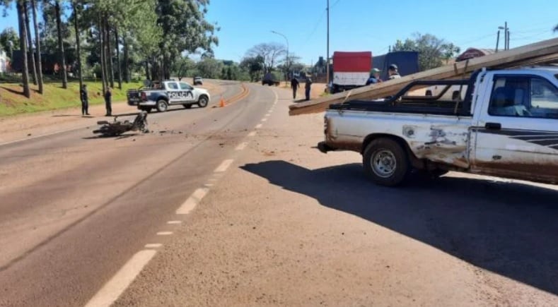 San Vicente: accidente vial dejó a un motociclista herido.