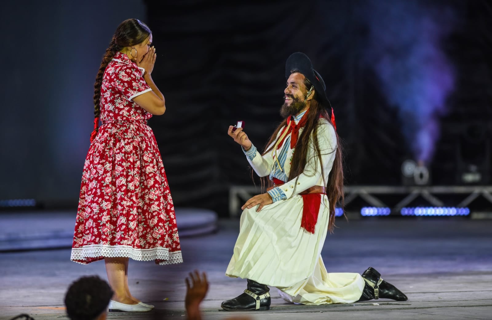 Bracco y Lorenzatti fueron los ganadores del rubro Pareja de Baile Tradicional del Pre Cosquín 2024 (Foto: Gentileza Prensa)