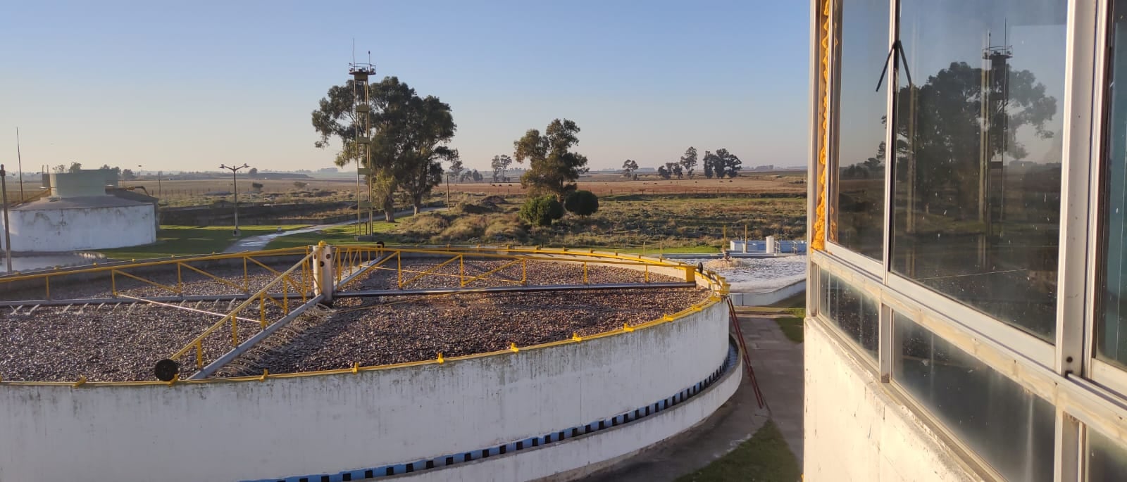 El intendente Sánchez recorrió la Planta Depuradora de Tres Arroyos