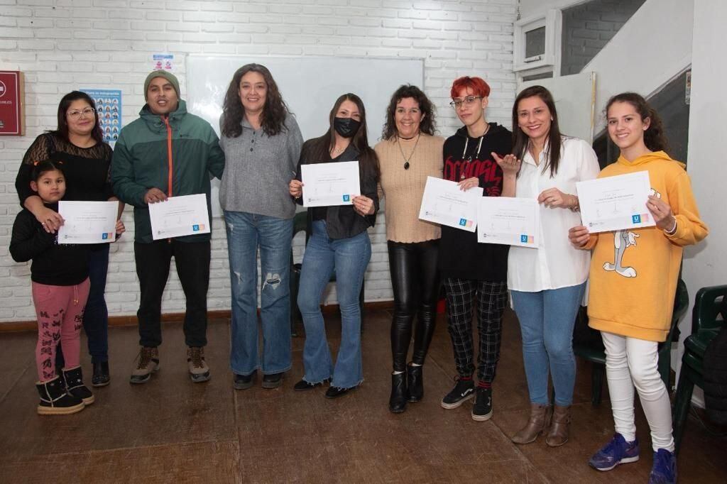 Desde el área notaron el interés de la sociedad por aprender la Lengua de señas, por lo cual, se continuará con las capacitaciones.