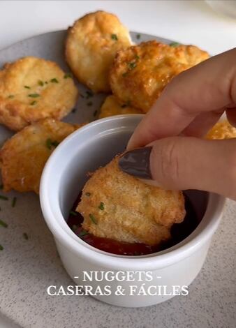 Cómo hacer nuggets de pollo caseros.