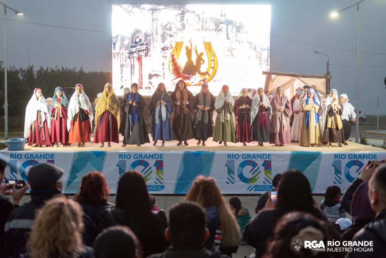 El Pesebre Viviente brilló en el Parque de los Cien Años de Río Grande